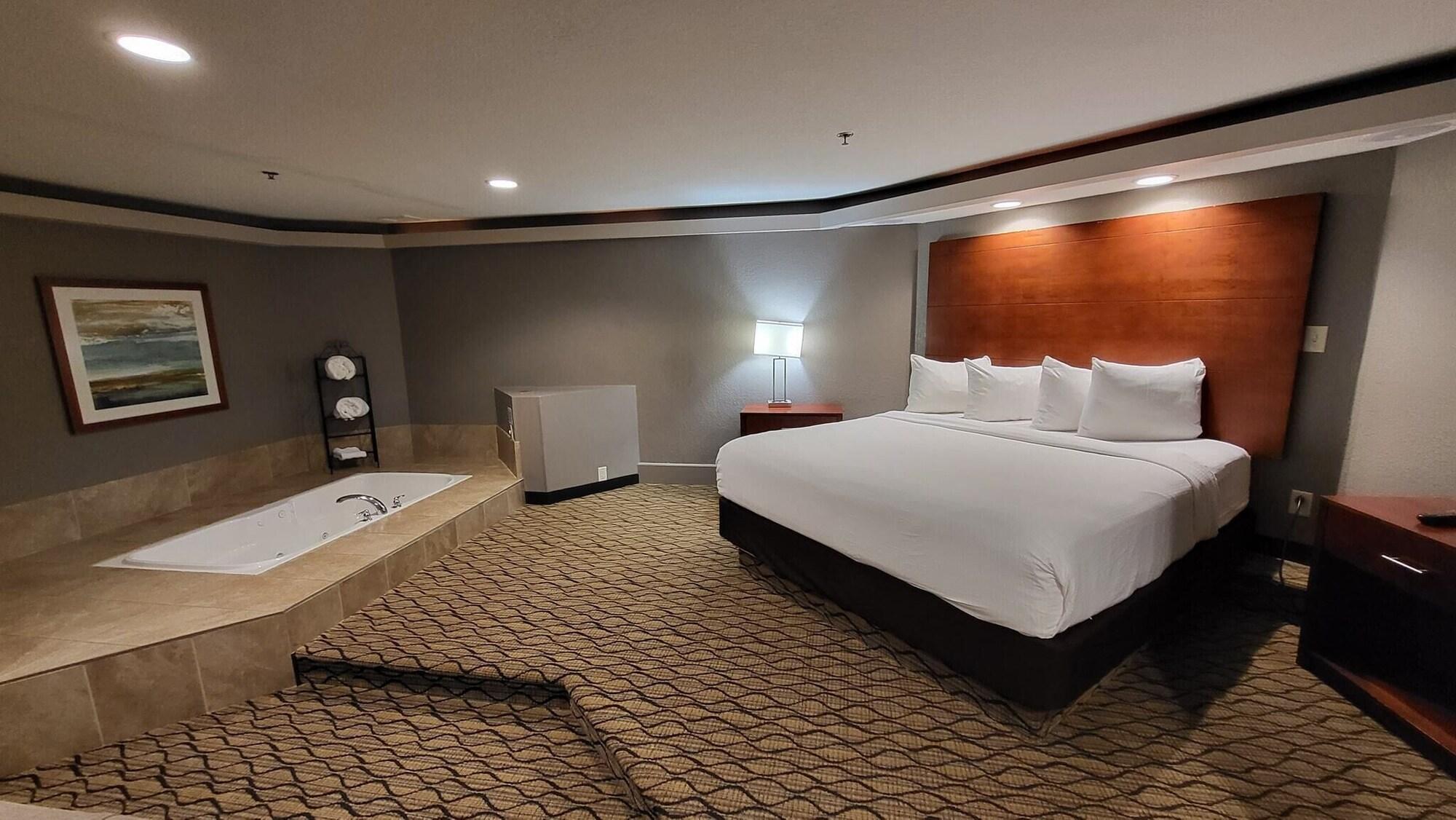 Wyndham Garden Fort Wayne Dış mekan fotoğraf