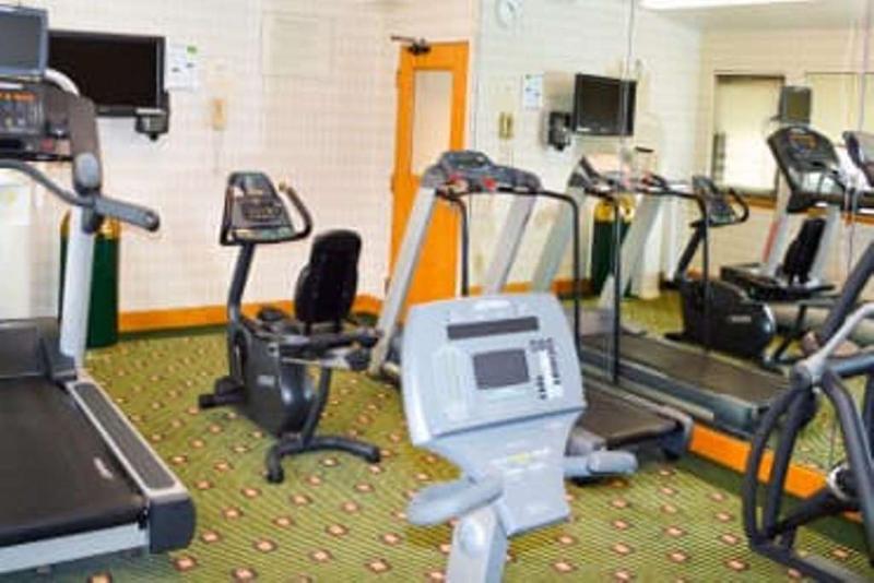 Wyndham Garden Fort Wayne Dış mekan fotoğraf